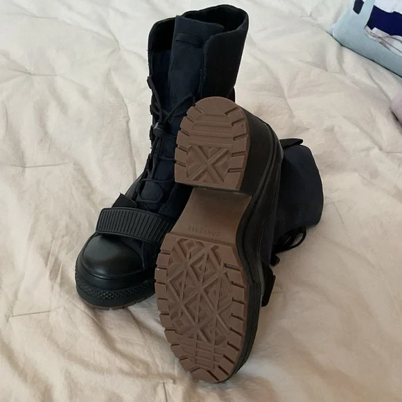 Converse Black Lace Up Platform Boots, 7 - Picture 5 of 9